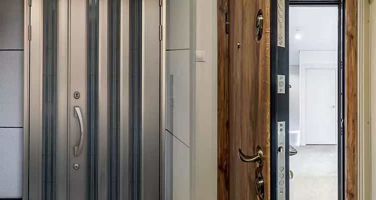 Burglar Proof Front Door Repair in Palm Beach Gardens, FL