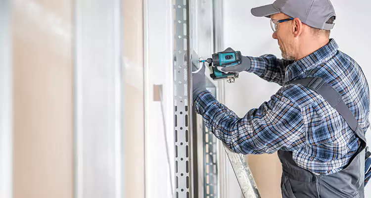 Sliding Door Latch Hardware Repair in Palm Beach Gardens, FL