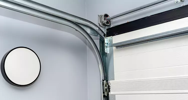 Garage Door Cable Repair Cost in Palm Beach Gardens, FL