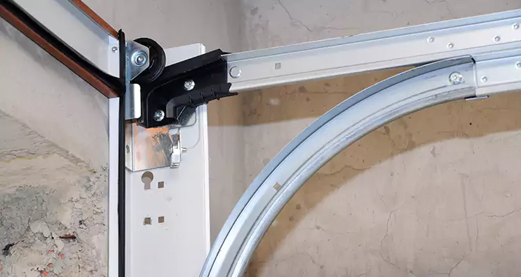 Maintain Liftmaster Garage Door Off Track in Palm Beach Gardens, FL