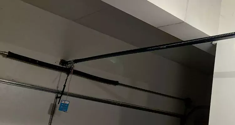 Garage Door Spring Removal in Palm Beach Gardens, FL