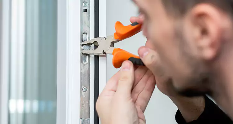 Patio Door Latch Repair in Palm Beach Gardens, FL