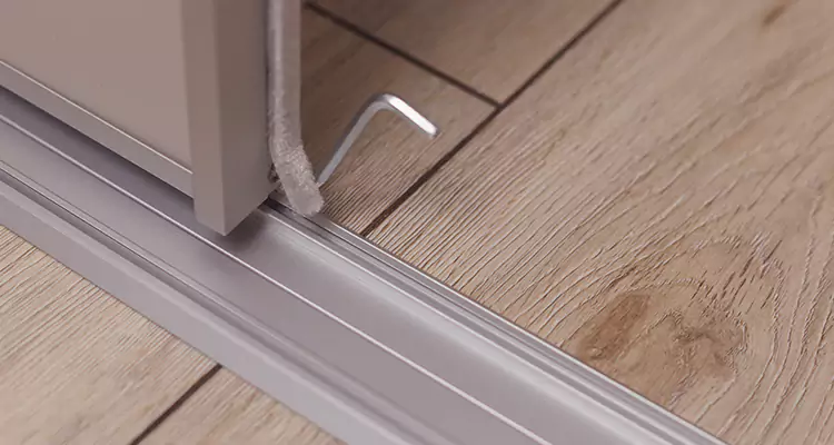Squeaky Sliding Door Repair in Palm Beach Gardens, FL