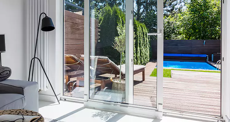 Fixing A Sliding Screen Door Roller in Palm Beach Gardens, FL