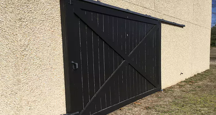 Sliding Barn Door Stuck Maintenance in Palm Beach Gardens, FL